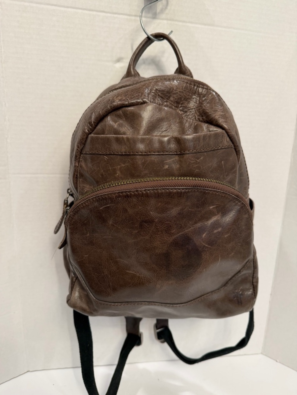 FRYE Men's Brown Leather Backpack - Classic Everyday Carry whit dust bag